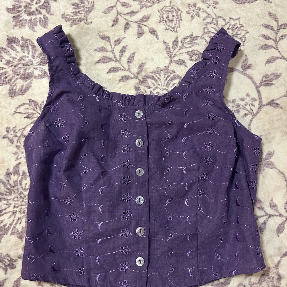 Purple Sleeveless Button-Up Top